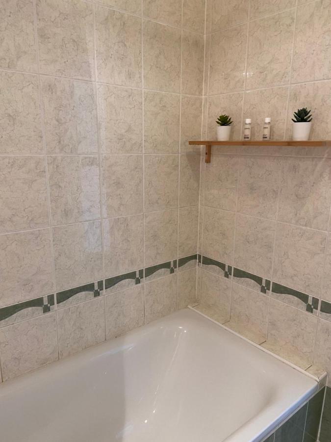 Gyoengy Apartman Sopron Extérieur photo